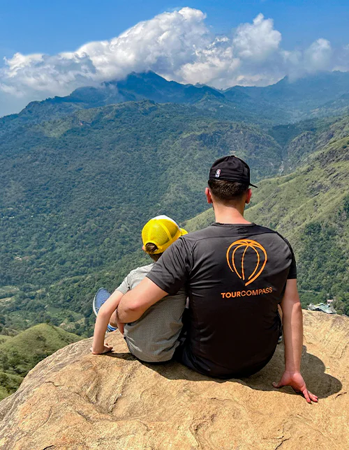 Genieten van het uitzicht vanaf Little Adam’s Peak.