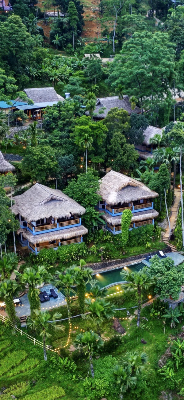 Luchtfoto van PuLuong Retreat