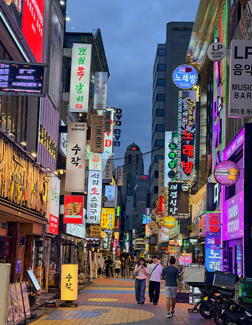 De wijk Myeongdong in Seoel, Zuid-Korea