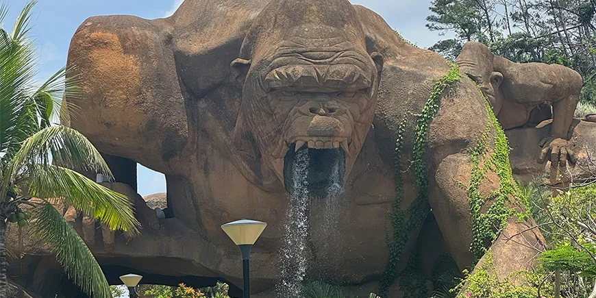 De King Kong-waterval bij de Ha Long-baai