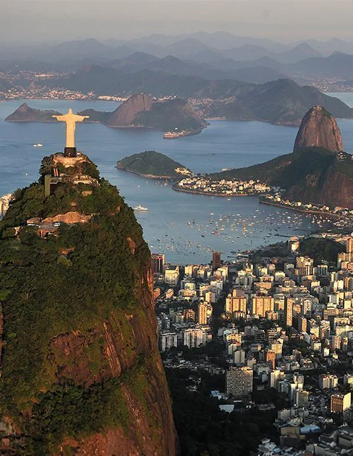 Het Christusbeeld in Rio de Janeiro, Brazilië, dat uitkijkt over de stad