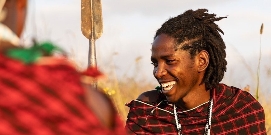 Portret van Masai man bij Osiligilai Maasai Lodge in Tanzania