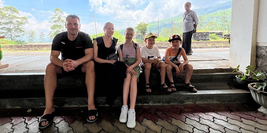 Het gezin van Dino en Mira in Sri Lanka