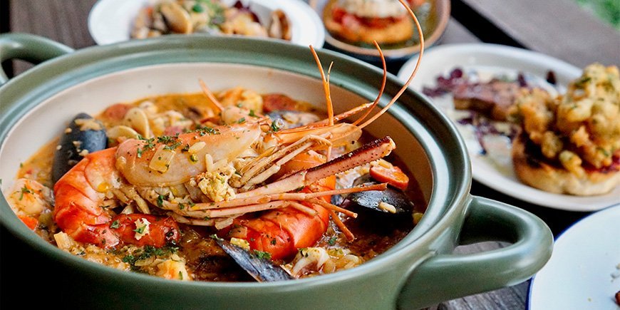 Gumbo met zeevruchten