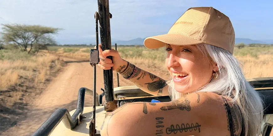 Kat op safari in Kenia