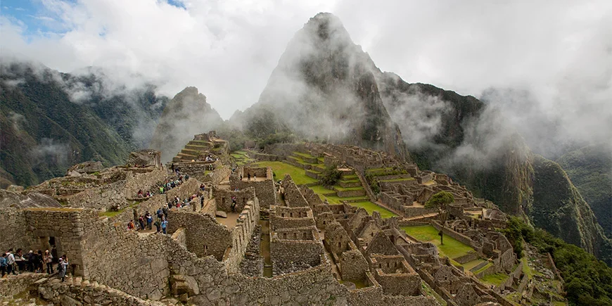 Mistig weer bij Machu Picchu