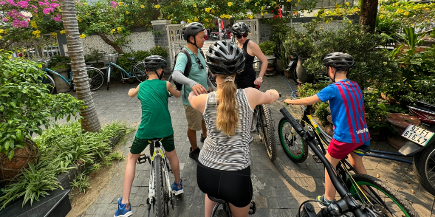 We fietsen door de stad