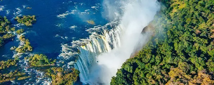 Victoria Falls in Zambia van bovenaf gezien