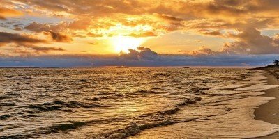 Magische zonsondergang op het strand van Varadero, Cuba
